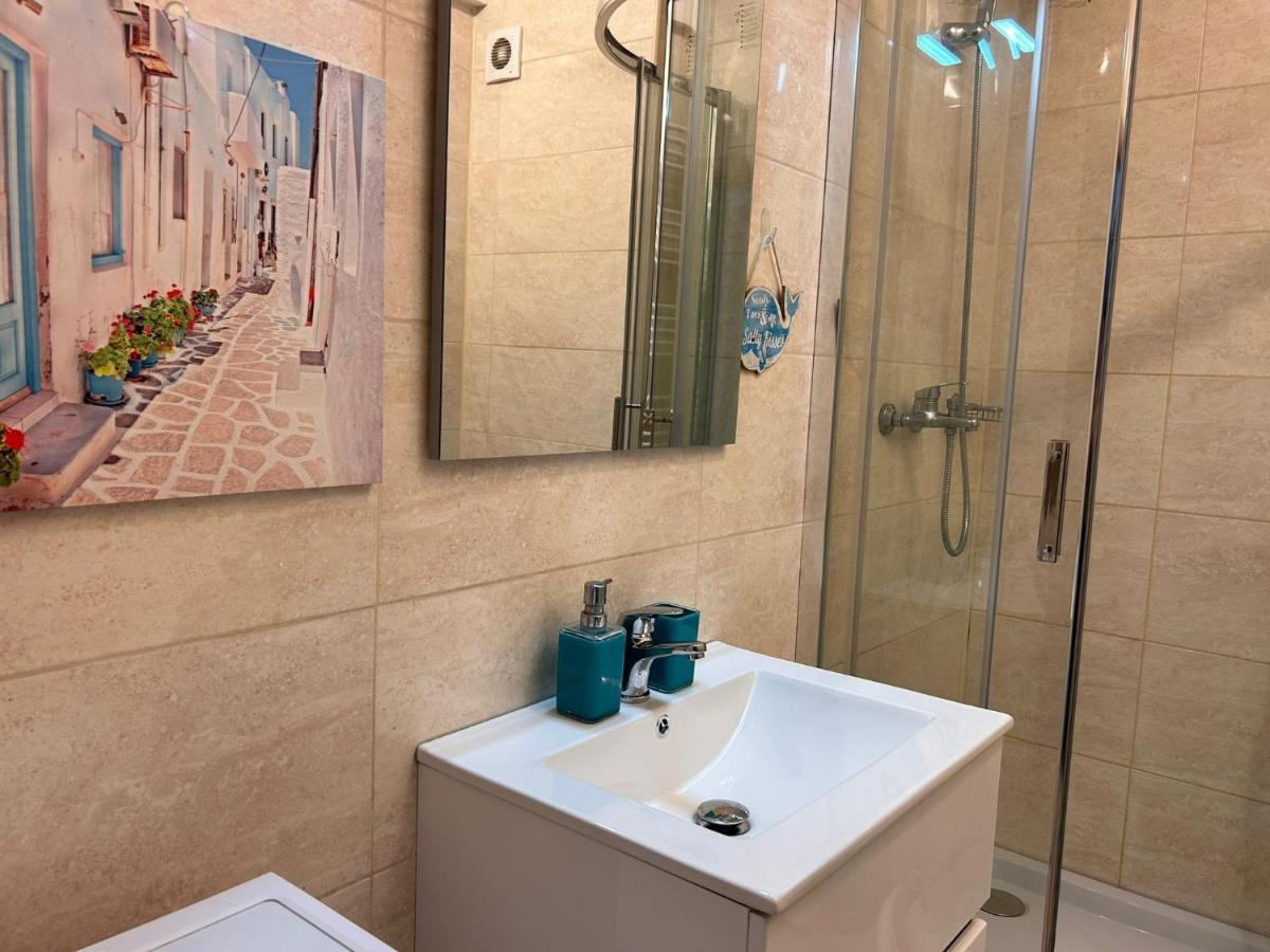 Apartament Carina Summerland Mamaia Eksteriør billede