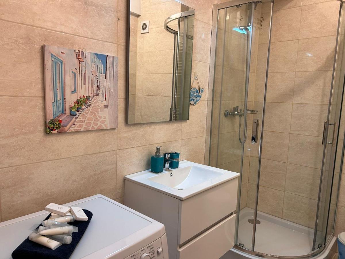 Apartament Carina Summerland Mamaia Eksteriør billede